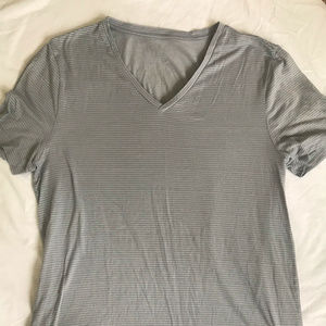 lululemon v-neck tee
